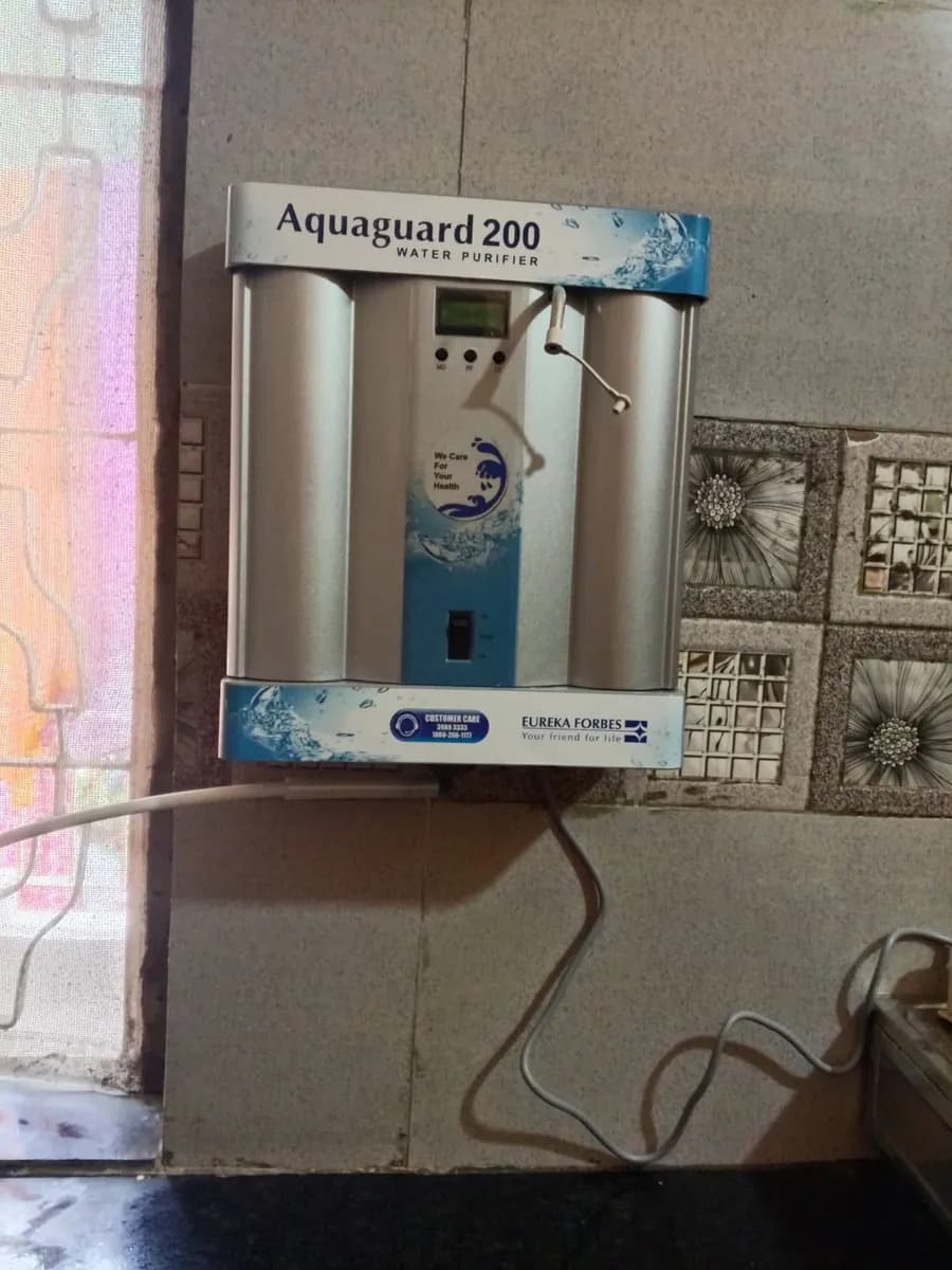 Aquaguard 200 serviced in Domestic, Lucknow — Full service and filter change on a Eureka Forbes unit.